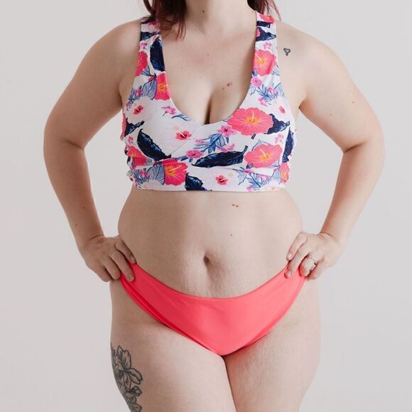 NWT Crossback Athletic Bikini Swimsuit Top / Sports Bralette in Wild … - Picture 6 of 13